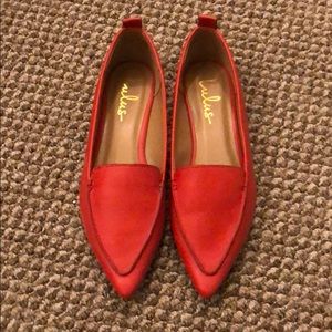 BEAUTIFUL Red Flat Shoes